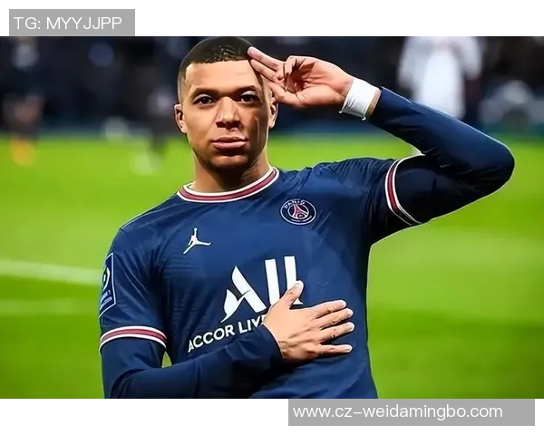 足球传奇球星集锦精彩时刻回顾各大赛事经典瞬间震撼呈现